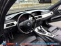 BMW 3-Serie Touring 330i Business Line | M-pakket | Pano | Keyless | ACC | Zwarte hemel | BOMVOL