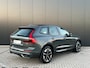 Volvo XC60 2.0 T6 Plug-in hybrid AWD Ultra Dark | Panoramadak | Head-up Display | Trekhaak | 360 Camera | Stoel en stuurwielverwarming | Adaptieve Cruise control |