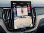 Volvo XC60 2.0 T6 Plug-in hybrid AWD Ultra Dark | Panoramadak | Head-up Display | Trekhaak | 360 Camera | Stoel en stuurwielverwarming | Adaptieve Cruise control |