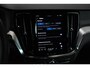 Volvo V60 T6 Plug-in hybrid AWD Plus Dark | Elek. glazen Panorama dak |Verwarmbare Voorstoelen (met geheugen), Stuurwiel en Achterbank | Semi-Elektrische Trekhaak | Verwarmbare Voorruit | Premium Audio by Harman Kardon | 360-Camera