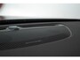 Volvo V60 T6 Plug-in hybrid AWD Plus Dark | Verwarmbare Voorstoelen (met geheugen), Stuurwiel en Achterbank | Semi-Elektrische Trekhaak | Verwarmbare Voorruit | Premium Audio by Harman Kardon | 360-Camera