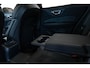 Volvo V60 T6 Plug-in hybrid AWD Plus Dark | Elek. glazen Panorama dak |Verwarmbare Voorstoelen (met geheugen), Stuurwiel en Achterbank | Semi-Elektrische Trekhaak | Verwarmbare Voorruit | Premium Audio by Harman Kardon | 360-Camera