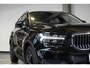 Volvo XC40 T2 Inscription | Blond Lederen Bekleding | Adaptive Cruise Control | Parkeersensoren voor + achter | Parkeercamera | 19'' Lichtmetalen Velgen | Volvo on Call | Dealeronderhouden | Stuurwielverwarming