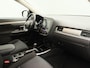 Mitsubishi Outlander 2.0 Connect Pro Aut. | Eerste Eigenaar | Trekhaak | LED | Stoel & Stuur Verwarming | Camera |