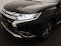 Mitsubishi Outlander 2.0 Connect Pro Aut. | Eerste Eigenaar | Trekhaak | LED | Stoel & Stuur Verwarming | Camera |