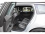Volvo V60 T6 350PK Plug-in hybrid AWD Plus Dark Trekhaak | H&K | Contour stoelen | 360 Camera | 19"LMV