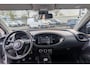 Toyota Aygo X 1.0 VVT-i MT Play / Apple Carplay / Metallic lak / Achteruitrijcamera / Lane assist /