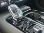 Volvo V60 2.0 T6 Plug-in hybrid AWD Plus Dark | Trekhaak | Sportstoelen | 360 Camera | Stoel en stuurwielverwarming | Voorruit verwarming | Adaptieve cruise control |