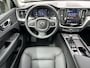 Volvo XC60 2.0 T6 Plug-in hybrid AWD Essential Edition Bright Panoramadak, Leder, Driver assist, Intellisafe surround, BLIS, 21 inch R-design dark wielen, Extra getinte ramen, R-design dark grille, RVS bumperbescherming