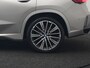 BMW X1 xDrive30e M Sport Plug In Hybrid 326pk Dealer O.H. PHEV | Panodak | Head Up | 360 Camera | Adaptive Cruise | Alcantara Sportstoelen Massage & Memory | Harman & Kardon | Stoelen & Stuur Verwarmd | Apple Carplay | 20"L.M | Blis | Keyless | Sfee