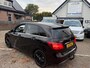 Mercedes-Benz B-klasse 180 AUT7/SPORTSEATS/LEDER/KEYLESS/NAVI/PDC
