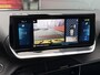 Peugeot e-208 BWJ 2020 EV Allure 136 PK Première 1 fase 50 kWh FULL LED | STOELVERW. | HALF LEDER | LANE ASSIST | CARPLAY + ANDROID | 360 CAMERA | NAVI | CLIMA | CRUISE | LMV | PDC