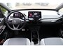Volkswagen ID.3 First Plus 58 kWh / Navigatie / LM 19 inch / APP / Camera / Parkeersensoren / LED