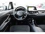 Toyota C-HR 1.8 Hybrid Dynamic Automaat 122pk | Trekhaak | Navigatie | Dealer-onderhouden | NL-auto |