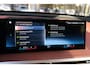 BMW iX XDrive50 High Executive 112 kWh/M-Sportpakket/ACC/B&W/HUD/Laser/Achterasbesturing/Trekhaak/Stoelventillatie