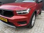 Volvo XC40 2.0 T4 Momentum Automaat Business Pack | Scandinavian | Versatility Line | Camera | Trekhaak