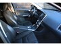 Volvo XC60 2.0 D4 FWD Momentum Xenon/Camera/Navigatie/Parkeersensor/Stoelverwarming/