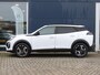 Peugeot 2008 1.2 PureTech 130 Allure Automaat | Navigatie | Climate Control | Adaptieve Cruise Control | Achteruitrijcamera | LED | Dodehoek Detectie | 17" Lichtmetalen Velgen | DAB Ontvanger | Apple Carplay/Android Auto |