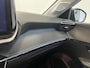 Peugeot 208 Hybrid 100 AUT Allure Navigatie Apple Carplay/ Android Auto Camera Parkeersensoren Adaptive Cruise Control Stoelverwarming Ledverlichting Climate control