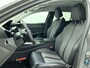 Peugeot 408 1.6 HYbrid Allure Pack 180pk Automaat | 360 Camera | Navigatie | Climate Control | Adaptieve Cruise Control | Keyless Entry/Start | 19" Lichtmetalen Velgen | Verwarmbare Voorstoelen | Apple Carplay/Android Auto |