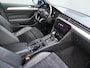 Volkswagen Passat 2.0 TSI 4Motion Elegance Business R | 272PK Fabrieks af | NAP | Clima | Adapt. Cruise | Leder/Alcantara | PDC | LED | Stoelverwarming | Apple carplay/Navi |