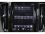 Volvo XC60 T5 Inscription - Panorama/schuifdak - IntelliSafe Assist & Surround - Parkeercamera achter - Verwarmde voorstoelen - Parkeersensoren voor & achter - Elektr. bedienb. bestuurdersstoel met geheugen - Extra getint glas - Elektr. inklapbare trekhaak - 19' LMV