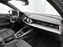 Audi A3 Sportback 45 TFSI e S edition Competition 245 PK | S-line | Automaat | Panoramadak | Navigatie | Apple Carplay | Android Auto | Adaptive cruise control | Parkeersensoren | Lichtmetalen velgen |