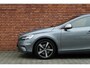 Volvo V40 T4 Automaat Business Sport | Verwarmbare voorstoelen | Premium Audio | Navigatiesysteem | Standkachel |