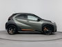 Toyota Aygo X 1.0 VVT-i MT Premium | Garantie t/m 06-2032 Mogelijk | Cabriodak | Parkeer Sensoren voor en achter | Parkeercamera Achter | Apple Carplay/Android Auto | Voorstoelen Verwarmd |