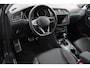 Volkswagen Tiguan 1.5 TSI DSG Active | Navigatie | App connect Wireless | Adaptive Cruise Control | Travel Assist | Parkeersensoren | Camera | Park Assist | Stoel- en stuurverwarming | Elektrische achterklep | Virtual Cockpit | Inductielader