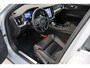 Volvo V60 T6 350PK AWD Plus Dark | Trekhaak | 360° | Contourstoelen | HK | 18'''