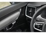 Volvo V90 T8 455PK Plug-in hybrid AWD Ultra Dark | 360 Camera | Trekhaak | All-Season | Gelamineerd Glas |