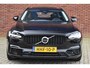 Volvo V90 T8 455PK Plug-in hybrid AWD Ultra Dark | 360 Camera | Trekhaak | All-Season | Gelamineerd Glas |