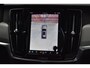 Volvo V90 T8 455PK Plug-in hybrid AWD Ultra Dark | 360 Camera | Trekhaak | All-Season | Gelamineerd Glas |
