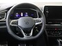 Volkswagen T-Roc 1.5 TSI R-Line | Trekhaak | Achteruitrijcamera | Parkeerassistent | Adaptieve cruise control | CarPlay | Stoelverwarming | Navigatie |