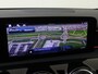 Mercedes-Benz A-klasse 180 AMG Line Panorama Dak / Nightpakket / Parkeercamera / Sfeerverlichting / Stoelverwarming /