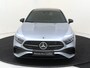 Mercedes-Benz A-klasse 180 AMG Line Panorama Dak / Nightpakket / Parkeercamera / Sfeerverlichting / Stoelverwarming /