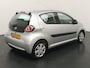 Toyota Aygo 1.0 12V Comfort | Airco | Tomtom | 5-Deurs | Elk. ramen voor | Metallic lak |