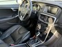 Volvo V40 Cross Country 1.5 T3 Summum