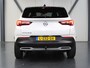 Opel Grandland X 1.6 180PK Turbo Ultimate | 1ste eigenaar | AUTOMAAT | AppleCarPlay/AndroidAuto | Verwarmde/Verkoelende AGR-stoelen | LEER | Navigatie | Cruise Control | Keyless Start/Entry | FULL LED | 360'Camera | Trekhaak | Two-tone | Isofix | Privacy Glass | 1600KG TREKGEWICHT! |