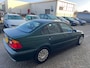 BMW 3-Serie 318i Executive, motor defect