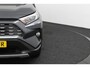 Toyota RAV4 2.5 Hybrid AWD Style | Trekhaak | 1650 kg trekgewicht | Lederen-alcantara bekleding | Stuur en stoelverwarming |