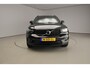 Volvo XC40 2.0 B4 Inscription | Navi | CarPlay | 18" | Camera | LED