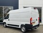 Peugeot Boxer GB 2.2 140PK BlueHDi L2H2 35 Zwaar | Navigatie | Apple Carplay & Android Auto | Verzwaarde vering | DAB+ | Climate control | Cruise control | Trekhaak
