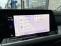Volkswagen Golf 1.0 TSI Life / PARK.SENSOREN V+A/ CAMERA/ APP-CONNECT/ ACC/ NAVI/ KEYLESS/ DIGITAL DASH/ LANE-ASSIST/ DAB/ LED/ WIRELESS CHARGING/ ISOFIX/ 16'' LMV