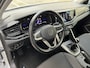 Volkswagen Polo 1.0 TSI Life / Navigatie / App connect / Parkeersensoren V+A /  Lichtmetaal 16 inch / Fabriekgarantie 2027 / P4
