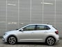 Volkswagen Polo 1.0 TSI Life / Navigatie / App connect / Parkeersensoren V+A /  Lichtmetaal 16 inch / Fabriekgarantie 2027 / P4