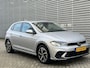 Volkswagen Polo 1.0 TSI Life / Navigatie / App connect / Parkeersensoren V+A /  Lichtmetaal 16 inch / Fabriekgarantie 2027 / P4