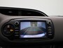 Toyota Yaris 1.5 Hybrid Bi-Tone | Automaat | Panoramadak |  Camera | Navigatie | Climate Control | Trekhaak |