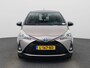 Toyota Yaris 1.5 Hybrid Bi-Tone | Automaat | Panoramadak |  Camera | Navigatie | Climate Control | Trekhaak |